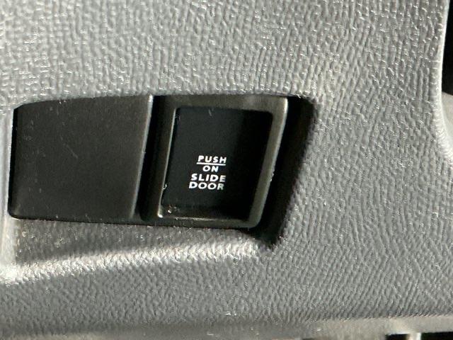 ルークス ハイウェイスター　ナビ　ＣＤ　ＥＴＣ　ＤＶＤ　ＴＶ　ＨＩＤ　盗難防止付き　ベンチ席　全席ＰＷ　スマートキープッシュスタート　運転席助手席エアバック　メンテナンスノート　オ－トエアコン　両側スライド片側電動ドア　パワステ（42枚目）