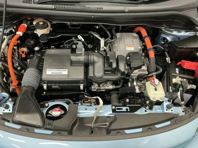 フィット e:HEVホーム ドラレコ ナビ Rカメラ ブルートゥース コーナーセンサ Bモニ ETC搭載 カーテンエアバッグ イモビライザー 記録簿付 ECON AUTOライト LEDヘッドランプ USB スマートキ エアバック(31枚目)