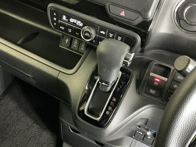 Ｎ－ＢＯＸカスタム Ｌ　ドラレコ　ナビ　Ｒカメラ　ブルートゥース　両席エアバック　左右電動スライドドア　Ｂモニタ　ブレーキサポート　セキュリティー　ＬＥＤランプ　キーレスエントリー　記録簿　ＳＲＳ　横滑り防止機能　スマートキ（19枚目）