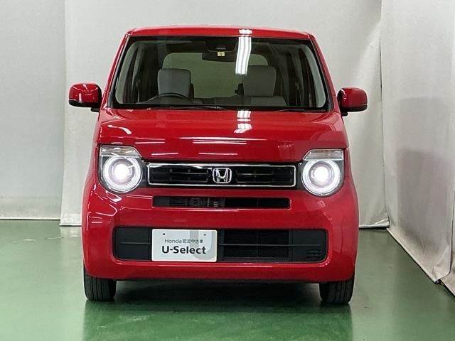 �k�d�c�w�b�h���C�g�𑕔����Ă��܂��B�k�d�c�w�b�h���C�g�͂ƂĂ����邭�A�J�̓����ԑ��s�����S�E���S�ł��B�I�[�g���C�g�R���g���[���t���Ŏ��̖͂��邳�ɉ����Ď����œ_���E�������܂�