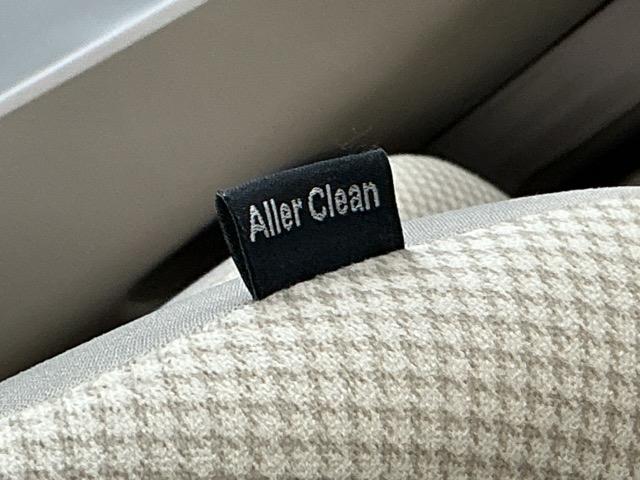 �V�[�g�\��ɕt�������A�����Q���i�_�j�E�X�M�ԕ��j�������H���{�����V�[�g�n�ŕs����������A�����N���[���V�[�g�ŏ��l�̂������؂Ɏ��܂�