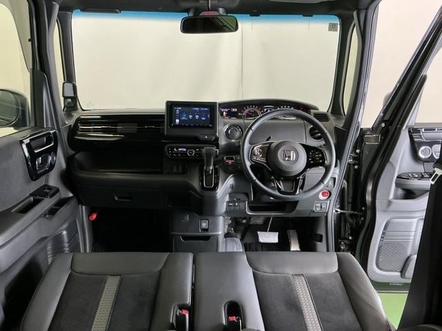 N-BOXカスタム Lターボ ナビ Rカメラ ブルートゥース フルセグ 両側電動D セキュリティアラーム 誤発信抑制 フルオートエアコン Sヒーター LEDランプ Bカメ アクティブクルーズコントロール サイドカーテンエアバック(2枚目)