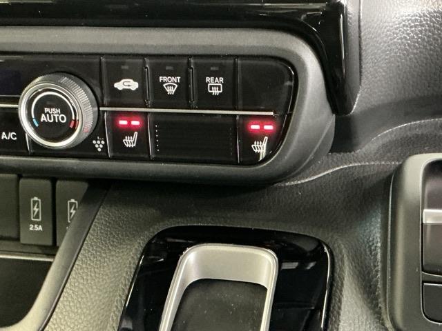 N-BOXカスタム Lターボ ナビ Rカメラ ブルートゥース フルセグ 両側電動D セキュリティアラーム 誤発信抑制 フルオートエアコン Sヒーター LEDランプ Bカメ アクティブクルーズコントロール サイドカーテンエアバック(13枚目)