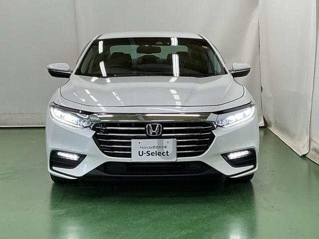 �k�d�c�w�b�h���C�g�𑕔����Ă��܂��B�k�d�c�w�b�h���C�g�͂ƂĂ����邭�A�J�̓����ԑ��s�����S�E���S�ł��B�I�[�g���C�g�R���g���[���t���Ŏ��̖͂��邳�ɉ����Ď����œ_���E�������܂�