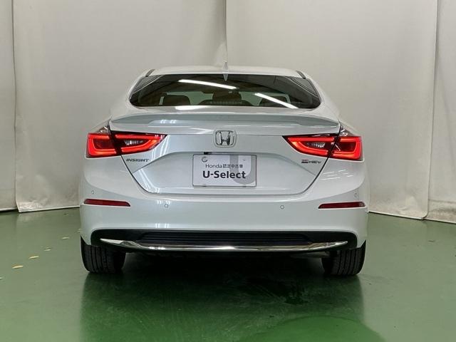 �{�f�B�[��C���e���A�͐��X�^�b�t������䒚�J�ɖ����A�N���[�j���O���Ă��܂�