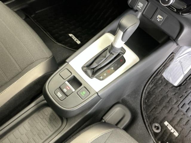 フィット ｅ：ＨＥＶクロスター　ドラレコ　Ｒカメラ　ＣＤ　ＥＴＣ　ワンセグ　インテリキー　キーフリー　ＬＥＤヘットライト　イモビライザー　サイドカーテンエアバック　Ｃソナー　クルコン　パワーウインドウ　エアコン　ＵＳＢ　記録簿（18枚目）