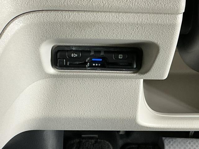 Ｎ－ＢＯＸ ベースグレード　ドラレコ　ナビ　Ｒカメラ　ブルートゥース　ＥＣＯＮ　Ｓヒーター　ＬＥＤヘットライト　ブレーキサポート　キーフリーシステム　禁煙　盗難防止装置　パワーウインドー　スマートキーシステム　サイドエアバック（15枚目）