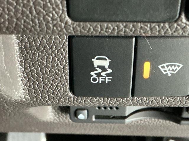 フリード Ｇ・ホンダセンシング　ナビ　Ｒカメラ　ブルートゥース　フルセグ　Ｗ電動ドア　キーフリ　スマートキーシステム　イモビ　ＵＳＢポート　カラーバックモニター　横滑防止装置　ＬＥＤランプ　整備点検記録簿　エアコン　クルコン　ＳＲＳ（26枚目）