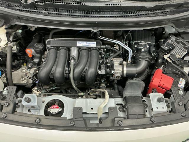 フリード Ｇ・ホンダセンシング　ナビ　Ｒカメラ　ブルートゥース　フルセグ　Ｗ電動ドア　キーフリ　スマートキーシステム　イモビ　ＵＳＢポート　カラーバックモニター　横滑防止装置　ＬＥＤランプ　整備点検記録簿　エアコン　クルコン　ＳＲＳ（32枚目）