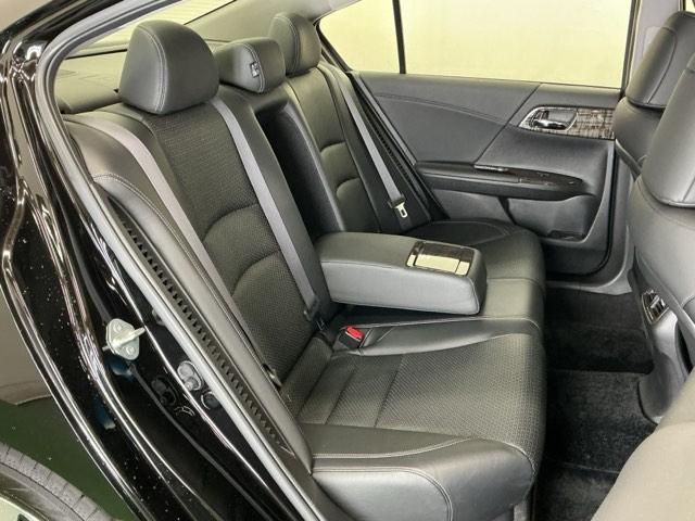 �V�[�g�\��͐�p�̃N���[�i�[�ł��ꂢ�ɃN���[�j���O���Ă��Đ����ɕۂ���Ă��܂�