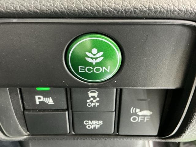 �d�b�n�m�X�C�b�`����ŔR��ǂ��Ȃ�悤�G�A�R����G���W���Ȃǂ𑍍��I�ɐ��䂵�܂�