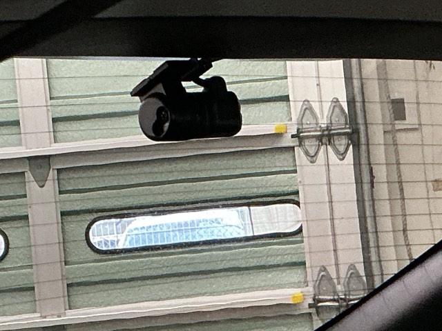 ヴェゼル ｅ：ＨＥＶＸ　ドラレコ　ナビ　Ｒカメラ　ブルートゥース　フルオートエアコン　ソナー　イモビ　エアバッグ　Ｂカメ　フルセグテレビ　記録簿　キーレスエントリー　カーテンエアバック　パワーウインドウ　アイドリング　ＶＳＡ（14枚目）