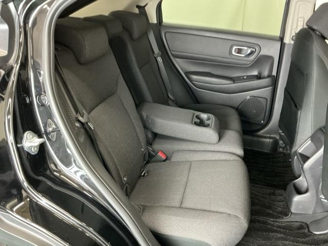 ヴェゼル ｅ：ＨＥＶＸ　ドラレコ　ナビ　Ｒカメラ　ブルートゥース　フルオートエアコン　ソナー　イモビ　エアバッグ　Ｂカメ　フルセグテレビ　記録簿　キーレスエントリー　カーテンエアバック　パワーウインドウ　アイドリング　ＶＳＡ（26枚目）