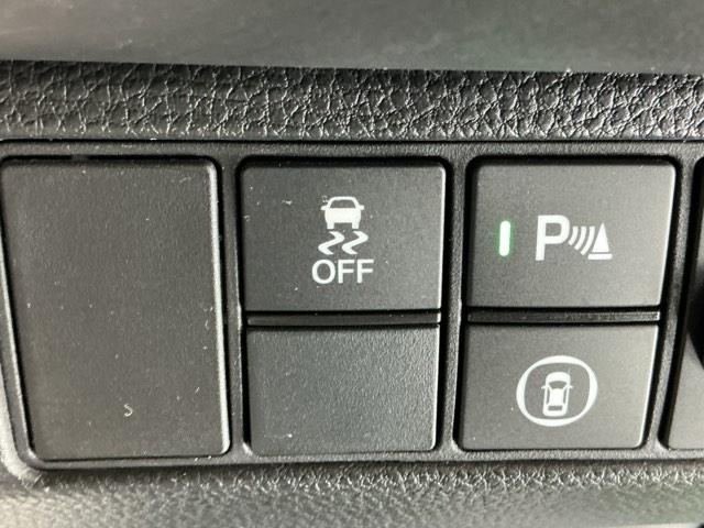 ヴェゼル ｅ：ＨＥＶＸ　ドラレコ　ナビ　Ｒカメラ　ブルートゥース　フルオートエアコン　ソナー　イモビ　エアバッグ　Ｂカメ　フルセグテレビ　記録簿　キーレスエントリー　カーテンエアバック　パワーウインドウ　アイドリング　ＶＳＡ（29枚目）