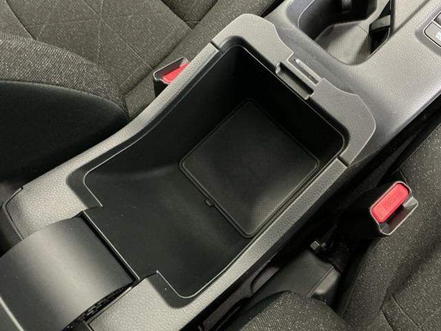 ヴェゼル ｅ：ＨＥＶＸ　ドラレコ　ナビ　Ｒカメラ　ブルートゥース　フルオートエアコン　ソナー　イモビ　エアバッグ　Ｂカメ　フルセグテレビ　記録簿　キーレスエントリー　カーテンエアバック　パワーウインドウ　アイドリング　ＶＳＡ（53枚目）