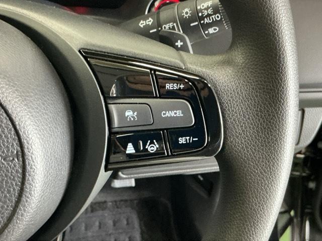 ヴェゼル ｅ：ＨＥＶＸ　ドラレコ　ナビ　Ｒカメラ　ブルートゥース　フルオートエアコン　ソナー　イモビ　エアバッグ　Ｂカメ　フルセグテレビ　記録簿　キーレスエントリー　カーテンエアバック　パワーウインドウ　アイドリング　ＶＳＡ（60枚目）