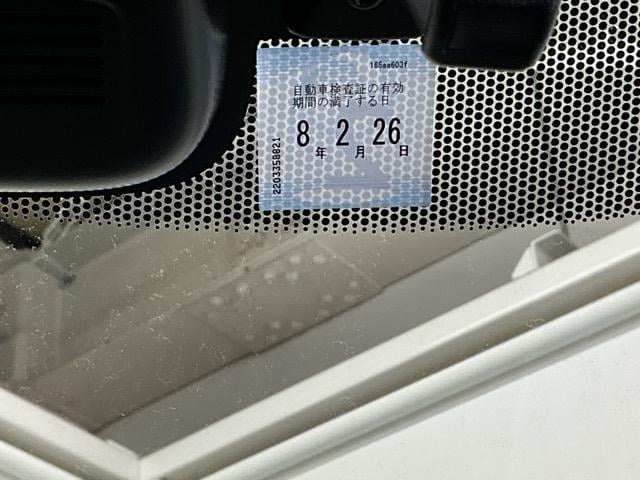 フリード Ｇブラックスタイル　ナビ　Ｒカメラ　ブルートゥース　フルセグ　シートヒータ　三列シート　イモビ　横滑り防止　両電動スライドドア　コーナーセンサー　記録簿　リアカメラ　オートエアコン　クルコン　キーフリー　スマートキー（35枚目）