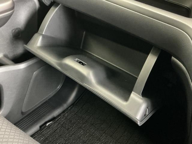 フリード Ｇブラックスタイル　ナビ　Ｒカメラ　ブルートゥース　フルセグ　シートヒータ　三列シート　イモビ　横滑り防止　両電動スライドドア　コーナーセンサー　記録簿　リアカメラ　オートエアコン　クルコン　キーフリー　スマートキー（56枚目）