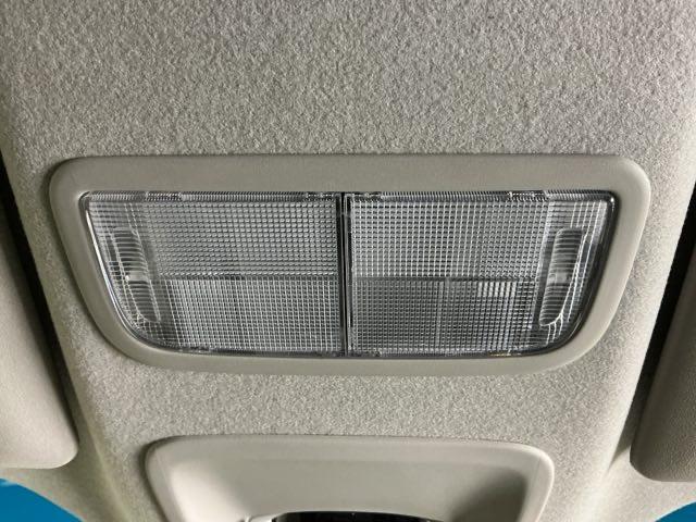 フリード Ｇブラックスタイル　ナビ　Ｒカメラ　ブルートゥース　フルセグ　シートヒータ　三列シート　イモビ　横滑り防止　両電動スライドドア　コーナーセンサー　記録簿　リアカメラ　オートエアコン　クルコン　キーフリー　スマートキー（59枚目）