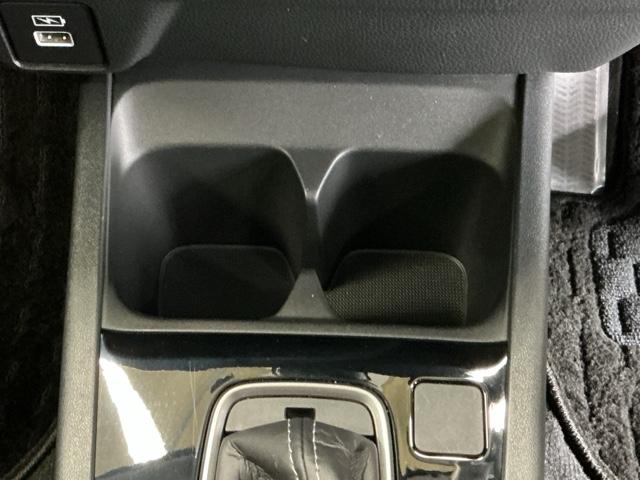 ＷＲ－Ｖ Ｚブラックスタイル　ドラレコ　ディスプレイオーディオ　ブルートゥース　サイドエアバック　ＥＴＣ車載器　ＬＥＤヘッドライト　ＵＳＢ　ドライブレコーダー　盗難防止システム　オートライト　バックカメラ　アイドリングストップ（17枚目）