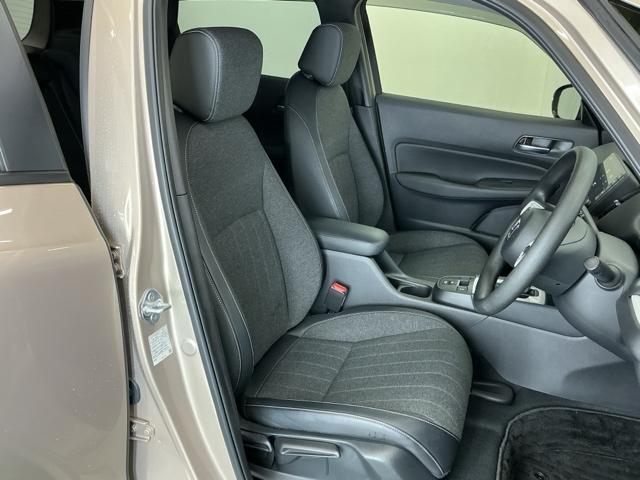 フィット ホーム　ドラレコ　ナビ　Ｒカメラ　ＣＤ　ＥＴＣ　カーテンエアバック　誤発進抑制機能　前後障害物センサー　ＶＳＡ　イモビライザー　スマ－トキ－　ＵＳＢ　オートライト　ＬＥＤヘッドライト　クルコン　ＡＢＳ　記録簿（21枚目）