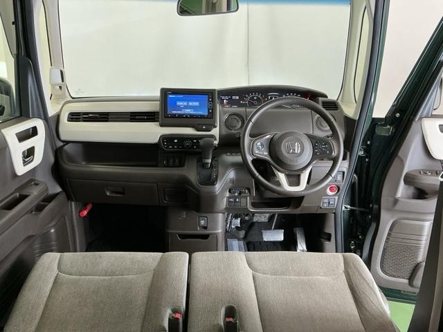 Ｎ－ＢＯＸ Ｌ・ターボ　ナビ　Ｒカメラ　ブルートゥース　フルセグ　地デジチューナー　コーナーソナー　衝突軽減システム　ベンチシート　リアカメラ　サイドカーテンエアバック　ＤＶＤ再生可　オートクルーズコントロール　ＬＥＤライト（2枚目）