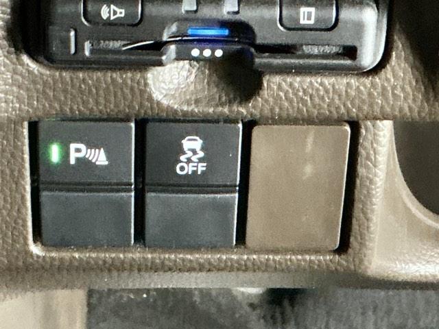 Ｎ－ＢＯＸ Ｌ・ターボ　ナビ　Ｒカメラ　ブルートゥース　フルセグ　地デジチューナー　コーナーソナー　衝突軽減システム　ベンチシート　リアカメラ　サイドカーテンエアバック　ＤＶＤ再生可　オートクルーズコントロール　ＬＥＤライト（27枚目）