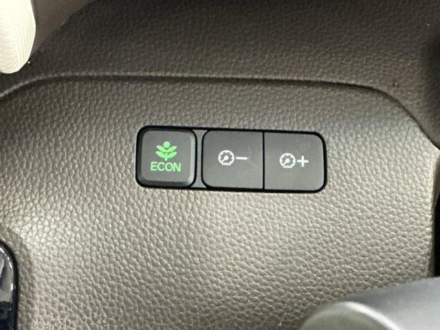 Ｎ－ＢＯＸ Ｌ・ターボ　ナビ　Ｒカメラ　ブルートゥース　フルセグ　地デジチューナー　コーナーソナー　衝突軽減システム　ベンチシート　リアカメラ　サイドカーテンエアバック　ＤＶＤ再生可　オートクルーズコントロール　ＬＥＤライト（29枚目）