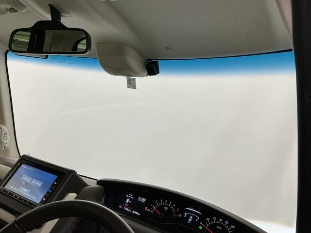 Ｎ－ＢＯＸ Ｌ・ターボ　ナビ　Ｒカメラ　ブルートゥース　フルセグ　地デジチューナー　コーナーソナー　衝突軽減システム　ベンチシート　リアカメラ　サイドカーテンエアバック　ＤＶＤ再生可　オートクルーズコントロール　ＬＥＤライト（30枚目）