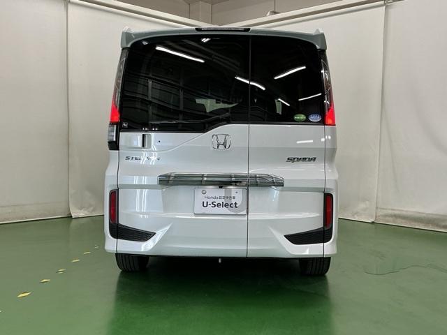 ステップワゴンスパーダ スパーダホンダセンシング　ドラレコ　ナビ　Ｒカメラ　ブルートゥース　両側自動ドア　キーフリー　ＬＥＤランプ　定期点検記録簿　ＥＴＣ装備　ＵＳＢ接続　ＤＶＤ再生可　セキュリティアラーム　オートクルーズ　パワーウィンドウ　ＡＢＳ（9枚目）