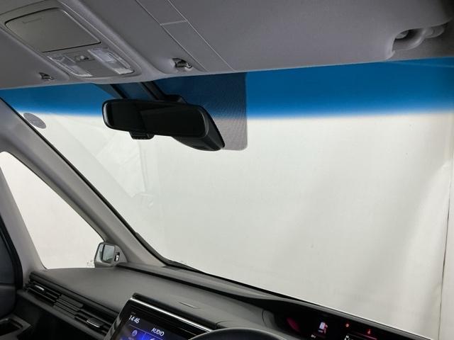 ステップワゴンスパーダ スパーダホンダセンシング　ドラレコ　ナビ　Ｒカメラ　ブルートゥース　両側自動ドア　キーフリー　ＬＥＤランプ　定期点検記録簿　ＥＴＣ装備　ＵＳＢ接続　ＤＶＤ再生可　セキュリティアラーム　オートクルーズ　パワーウィンドウ　ＡＢＳ（29枚目）