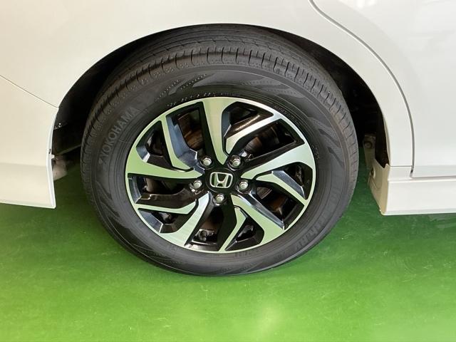 ステップワゴンスパーダ スパーダホンダセンシング　ドラレコ　ナビ　Ｒカメラ　ブルートゥース　両側自動ドア　キーフリー　ＬＥＤランプ　定期点検記録簿　ＥＴＣ装備　ＵＳＢ接続　ＤＶＤ再生可　セキュリティアラーム　オートクルーズ　パワーウィンドウ　ＡＢＳ（33枚目）