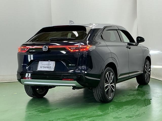 ヴェゼル ｅ：ＨＥＶＰＬａＹ　ドラレコ　ナビ　Ｒカメラ　ブルートゥース　フルセグテレビ　パノラミックルーフ　前後センサー　カーテンエアバック　イモビ　Ａライト　シ－トヒ－タ－　記録簿　衝突軽減装置　ＬＥＤヘッドランプ　ＵＳＢ（8枚目）