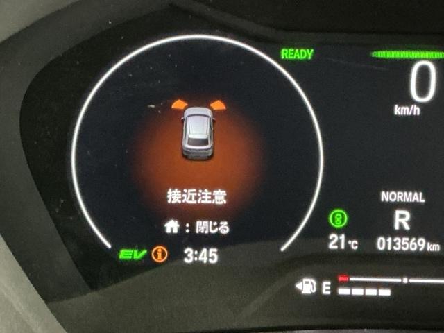 ヴェゼル ｅ：ＨＥＶＰＬａＹ　ドラレコ　ナビ　Ｒカメラ　ブルートゥース　フルセグテレビ　パノラミックルーフ　前後センサー　カーテンエアバック　イモビ　Ａライト　シ－トヒ－タ－　記録簿　衝突軽減装置　ＬＥＤヘッドランプ　ＵＳＢ（65枚目）