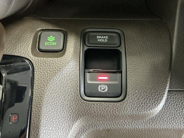 N-WGN Lホンダセンシング ドラレコ ナビ Rカメラ ブルートゥース キーレスエントリ Iストップ サイドエアバック リアカメラ パーキングセンサー ETC車載器 オートライト パワーステアリング スマキー 盗難防止装置 AAC(18枚目)