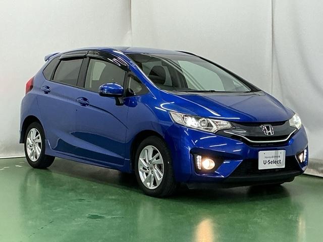 フィット １３Ｇ・Ｓパッケージ　ナビ　ブルートゥース　ＣＤ　ＤＶＤ　フルセグ　ＬＥＤ　イモビライザー　エアコン　スマートキー　キーレス　パワーステアリング　Ｗエアバック　パワーウインドウ　ＥＳＣ　アイドリングストップ　記録簿　ＡＢＳ（7枚目）