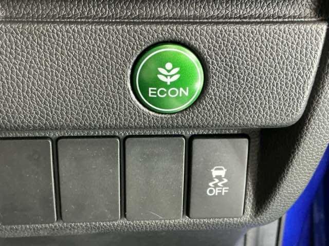 フィット １３Ｇ・Ｓパッケージ　ナビ　ブルートゥース　ＣＤ　ＤＶＤ　フルセグ　ＬＥＤ　イモビライザー　エアコン　スマートキー　キーレス　パワーステアリング　Ｗエアバック　パワーウインドウ　ＥＳＣ　アイドリングストップ　記録簿　ＡＢＳ（21枚目）