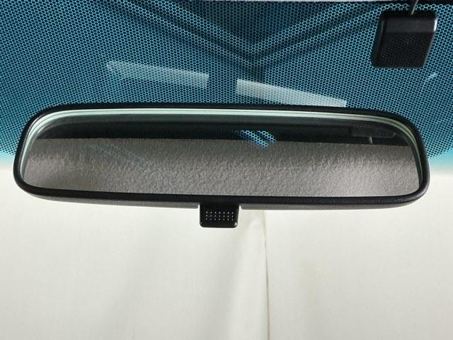 フィット １３Ｇ・Ｓパッケージ　ナビ　ブルートゥース　ＣＤ　ＤＶＤ　フルセグ　ＬＥＤ　イモビライザー　エアコン　スマートキー　キーレス　パワーステアリング　Ｗエアバック　パワーウインドウ　ＥＳＣ　アイドリングストップ　記録簿　ＡＢＳ（52枚目）