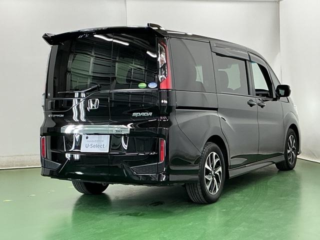 ��^�e�[���Q�[�g�X�|�C���[�����Ńt�H�������X�^�C���b�V���ɂ��Ă��܂��B�������s���ɂ͑��s���萫�\�ɗD��Ă��āA��R��ɂ��傫���v�����܂�