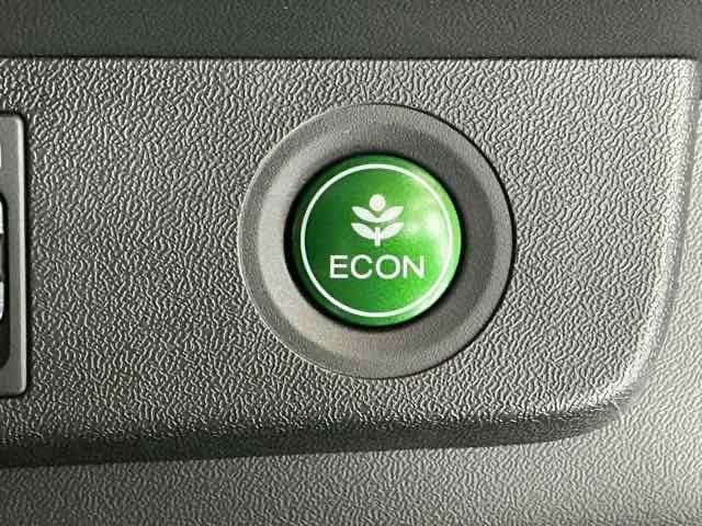 �d�b�n�m�X�C�b�`����ŔR��ǂ��Ȃ�悤�G�A�R����G���W���Ȃǂ𑍍��I�ɐ��䂵�܂�