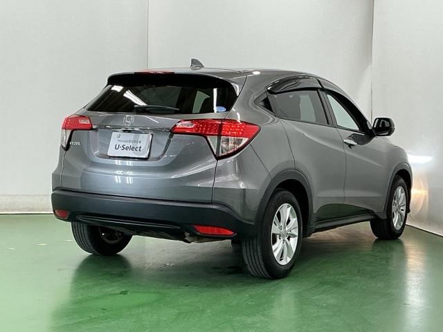 ヴェゼル Ｘ・ホンダセンシング　ドラレコ　Ｒカメラ　ワンセグＴＶ　ＣＤ　ＵＳＢポート　ＬＥＤヘッド　Ｗエアバッグ　リヤカメ　オートエアコン　パワステ　整備記録簿　アクティブクルーズコントロール　盗難防止　ＥＴＣ車載器　Ｄレコ　ＡＢＳ（8枚目）