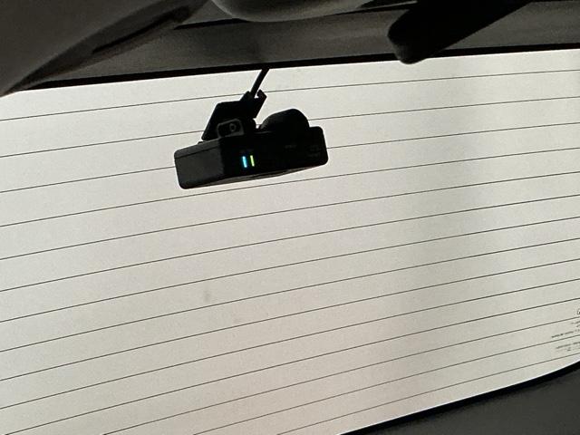 ヴェゼル Ｘ・ホンダセンシング　ドラレコ　Ｒカメラ　ワンセグＴＶ　ＣＤ　ＵＳＢポート　ＬＥＤヘッド　Ｗエアバッグ　リヤカメ　オートエアコン　パワステ　整備記録簿　アクティブクルーズコントロール　盗難防止　ＥＴＣ車載器　Ｄレコ　ＡＢＳ（14枚目）