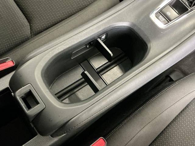 ヴェゼル Ｘ・ホンダセンシング　ドラレコ　Ｒカメラ　ワンセグＴＶ　ＣＤ　ＵＳＢポート　ＬＥＤヘッド　Ｗエアバッグ　リヤカメ　オートエアコン　パワステ　整備記録簿　アクティブクルーズコントロール　盗難防止　ＥＴＣ車載器　Ｄレコ　ＡＢＳ（48枚目）