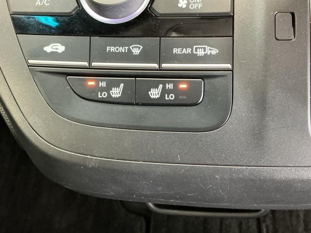 フリード Ｇブラックスタイル　ドラレコ　ナビ　Ｒカメラ　ブルートゥース　シートヒータ　三列シート　イモビ　横滑り防止　両電動スライドドア　記録簿　リアカメラ　オートエアコン　クルコン　フルセグテレビ　キーフリー　スマートキー（16枚目）