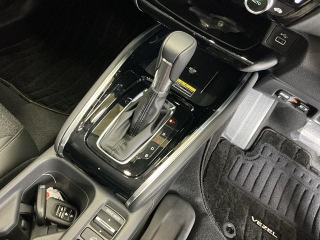 ���i�����犊�炩�ɉ������閳�i�K�ϑ��̂b�u�s�̓X�g�b�v���S�[�̑����X�̒������K�ł�