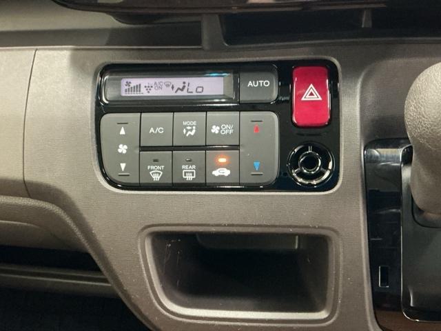 Ｎ－ＯＮＥ セレクト　ナビ　Ｒカメラ　ブルートゥース　ＣＤ　ＥＴＣ　サイドカーテンエアバック　キーレス　整備記録簿　Ｂモニ　ＵＳＢポート　盗難防止装置　Ｗエアバッグ　横滑り防止　パワーウインドウ　エアバッグ　エアコン（17枚目）