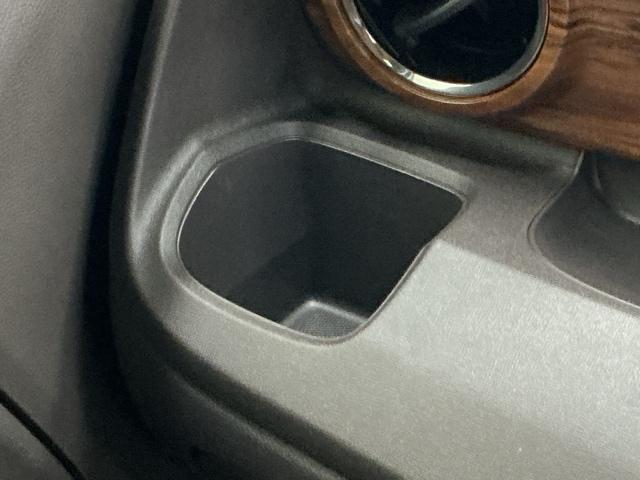 Ｎ－ＯＮＥ セレクト　ナビ　Ｒカメラ　ブルートゥース　ＣＤ　ＥＴＣ　サイドカーテンエアバック　キーレス　整備記録簿　Ｂモニ　ＵＳＢポート　盗難防止装置　Ｗエアバッグ　横滑り防止　パワーウインドウ　エアバッグ　エアコン（48枚目）