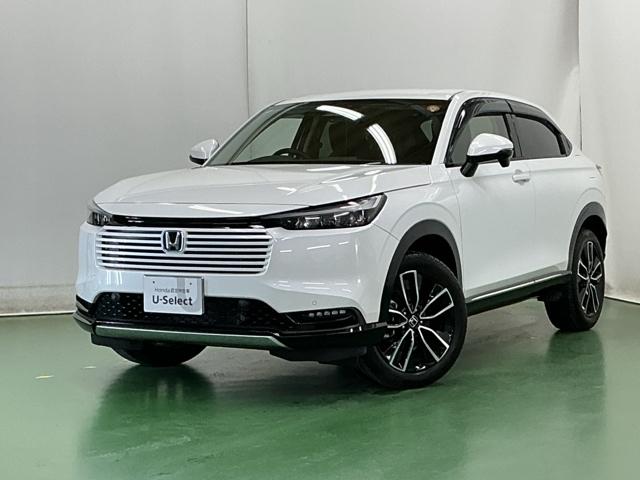 ヴェゼル ｅ：ＨＥＶＺ　ナビ　Ｒカメラ　ブルートゥース　フルセグ　Ｓヒータ　定期点検記録簿　電動テールゲート　サイドエアバッグ　後カメラ　前後障害物センサー　横滑防止装置　エアコン　ＬＥＤヘットライト　パワステ　ＵＳＢ接続（10枚目）