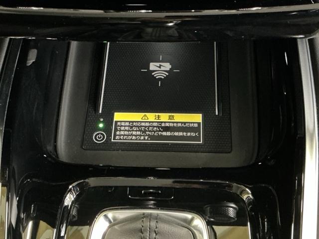 ヴェゼル ｅ：ＨＥＶＺ　ナビ　Ｒカメラ　ブルートゥース　フルセグ　Ｓヒータ　定期点検記録簿　電動テールゲート　サイドエアバッグ　後カメラ　前後障害物センサー　横滑防止装置　エアコン　ＬＥＤヘットライト　パワステ　ＵＳＢ接続（21枚目）