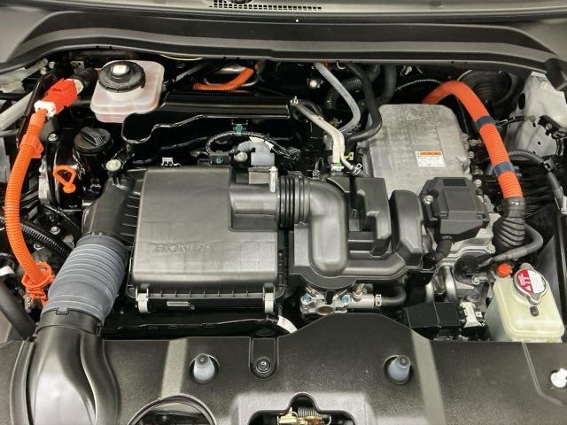 ヴェゼル ｅ：ＨＥＶＺ　ナビ　Ｒカメラ　ブルートゥース　フルセグ　Ｓヒータ　定期点検記録簿　電動テールゲート　サイドエアバッグ　後カメラ　前後障害物センサー　横滑防止装置　エアコン　ＬＥＤヘットライト　パワステ　ＵＳＢ接続（33枚目）